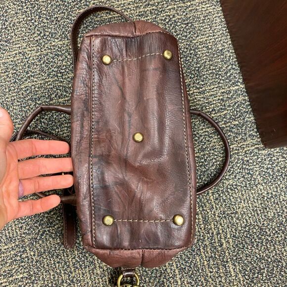 Frye burgundy brown distressed cross body satchel hand bag - Picture 8 of 9